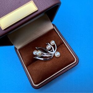 Sterling Silver Cultured Pearl Brooch